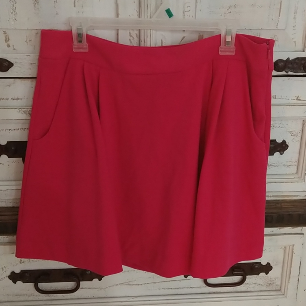 Skirt with POCKETS